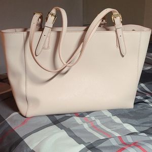 Blush pink Tory Burch tote